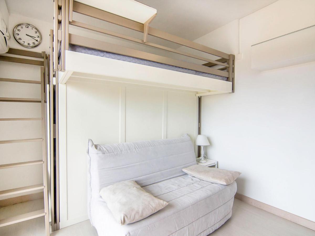 Heraclee-2 By Interhome Apartment Saint-Tropez